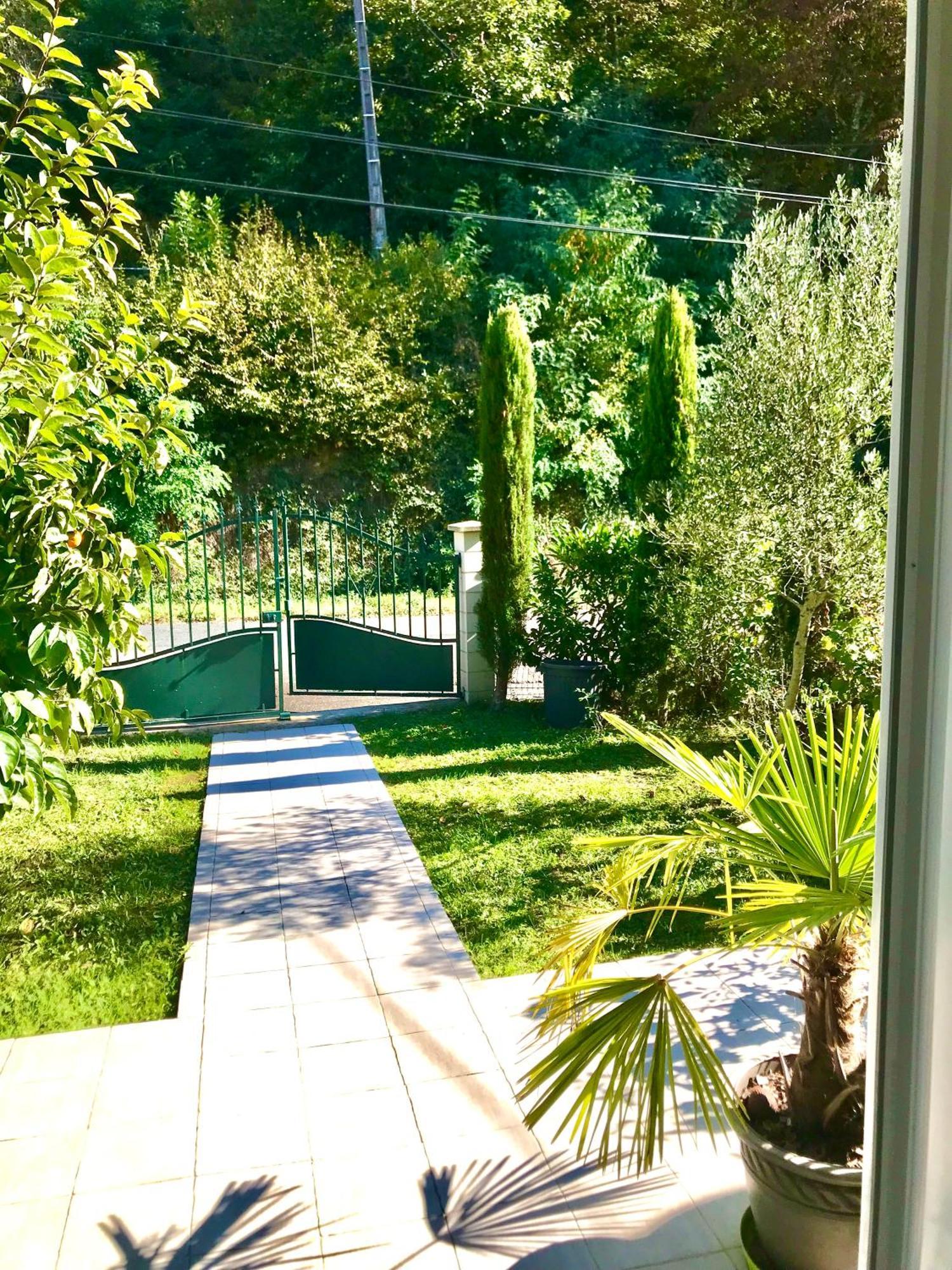 Villa Maison Blanche Tulle 1 A 4 Personnes Exterior foto